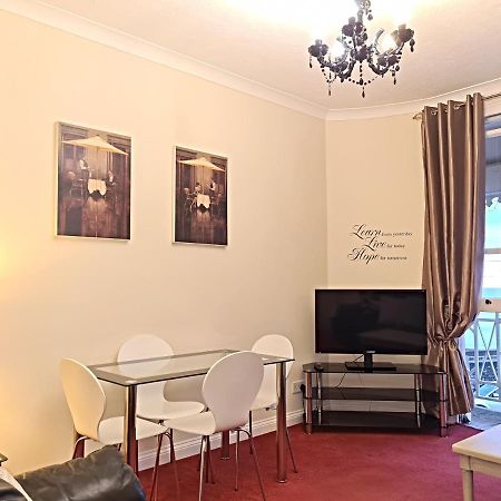 Flat 4, Den House Appartamento Teignmouth Esterno foto