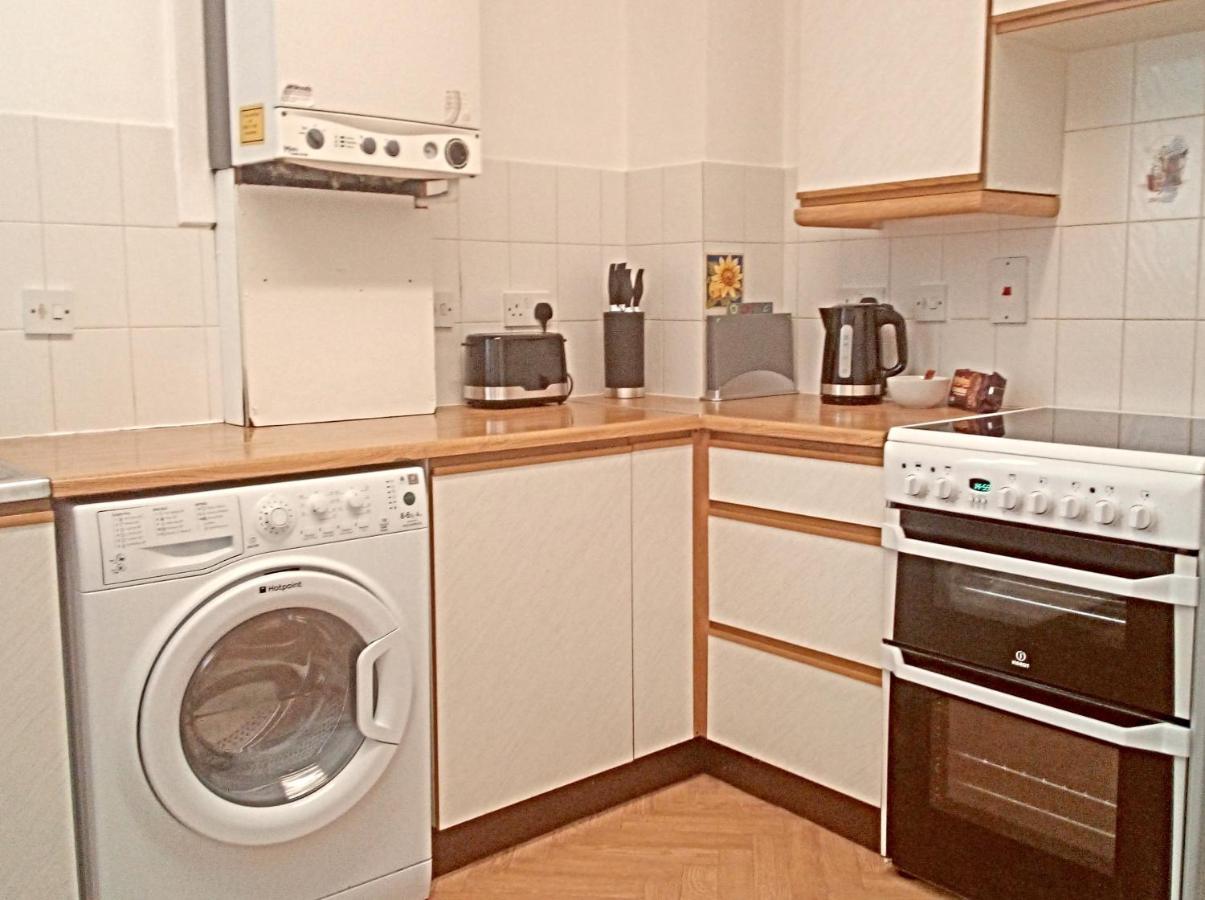 Flat 4, Den House Appartamento Teignmouth Esterno foto