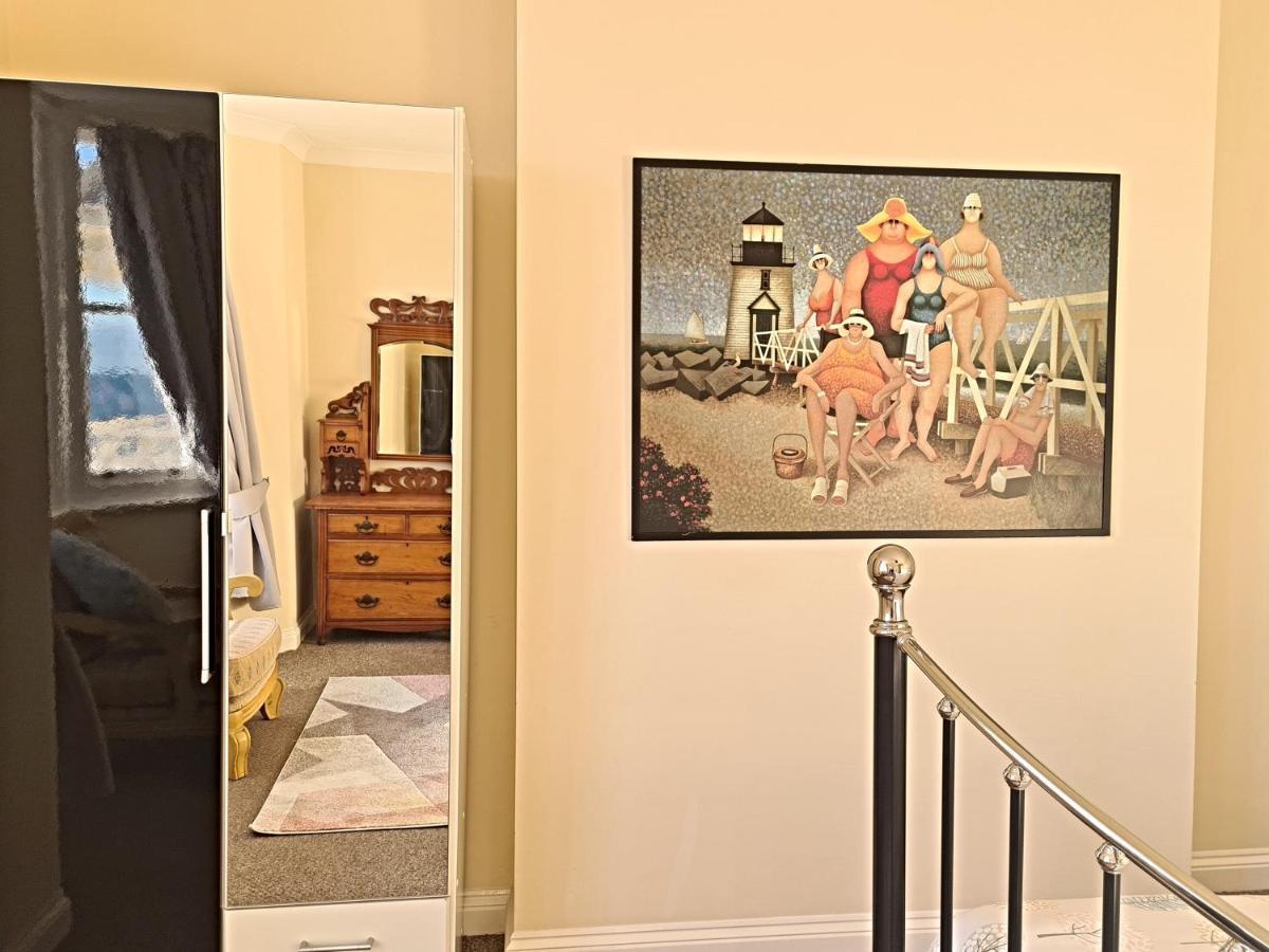 Flat 4, Den House Appartamento Teignmouth Esterno foto