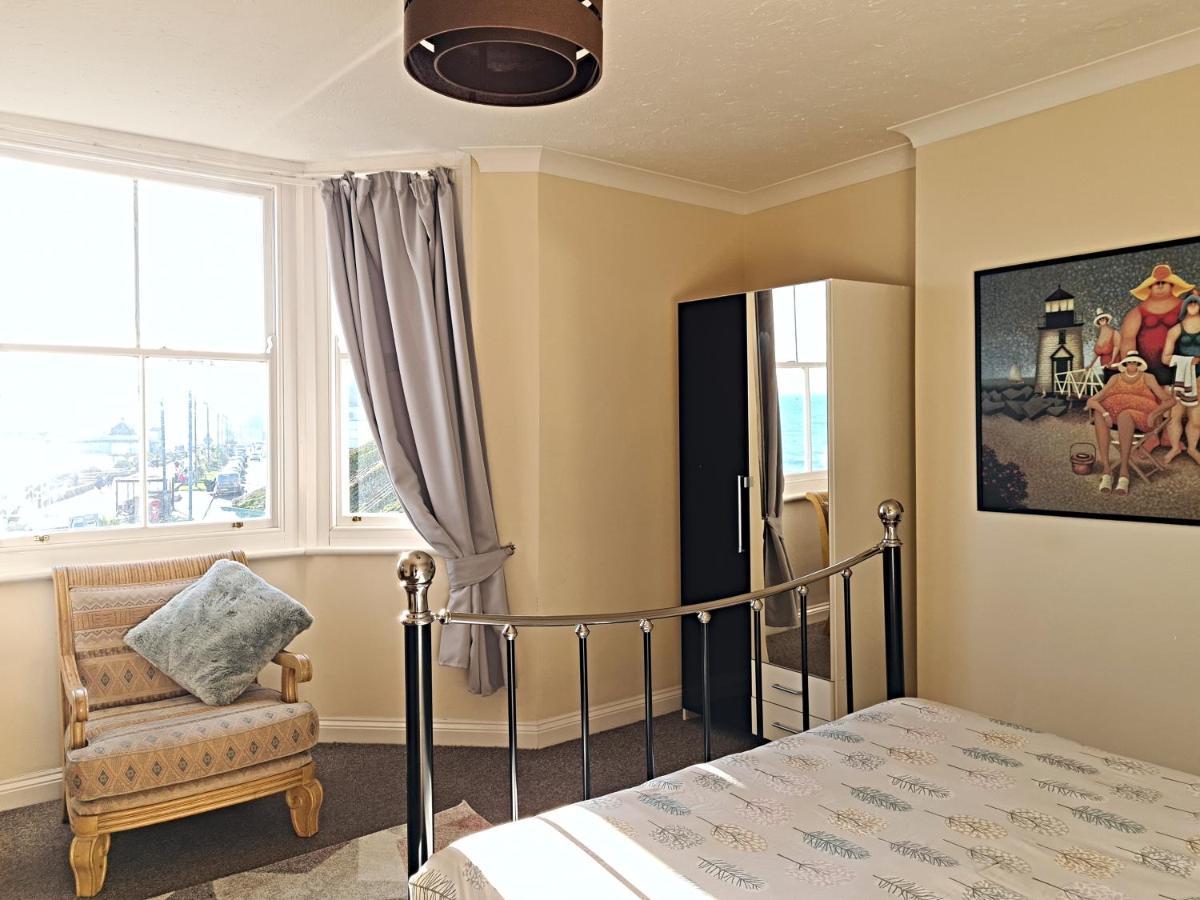 Flat 4, Den House Appartamento Teignmouth Esterno foto